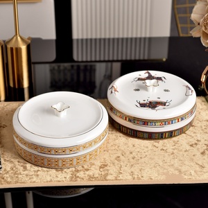 Plateau de luxe européen en céramique pour le Nouvel An, pour fruits secs, bonbons, collations, boîte de rangement pour noix avec couvercle - Product Image 1