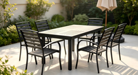 Ensemble de table à manger d'extérieur moderne avec structure en métal et plateau en bois plastique, 4 chaises, 120 cm de long, pour patio, jardin et hôtel