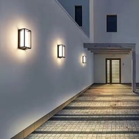 Vente flash - Luminaire mural extérieur moderne carré, étanche IP54, corps en aluminium, lampe LED E27, certifié RoHS