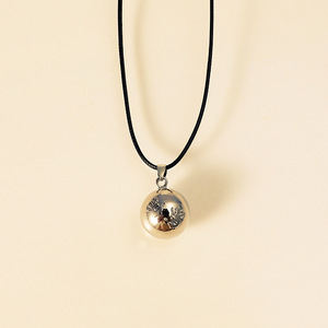 Collier en chaîne de pull en cuir de haute qualité, mode, femmes enceintes, éducation prénatale, pendentif boule de piano, cadeaux pour femmes - Product Image 3