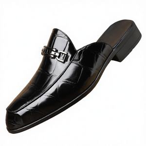 รองเท้าลำลองแบบสวมสำหรับผู้ชาย Summer Baotou และรองเท้าแตะกันลื่น พื้นรองเท้าด้านในทำจากยางนุ่ม ทันสมัย เหมาะสำหรับสไตล์สบายๆ - Product Image 4