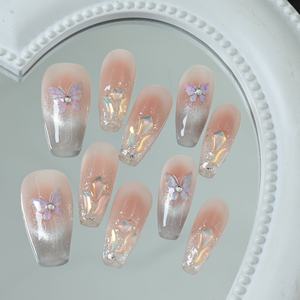 Prix d'usine, vente en gros : Faux ongles à presser faits main, couvrance totale, forme cercueil moyenne, en acrylique de luxe, motif étoile et papillon - Product Image 1