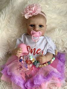 Nuova Bambola Reborn in Silicone Realistico da 18 Pollici, Corpo Intero Morbido, Vestiti in Peluche, Stile Blythe, Giocattolo Fai-da-Te per Bambini e Bambine, <span class=keywords><strong>Era</strong></span> Neonato - Product Image 5