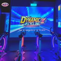 Simulateur de vélo de course multijoueur avec projection intérieure pour parcours cyclistes extérieurs, entraînement fitness et jeu de cyclisme compétitif