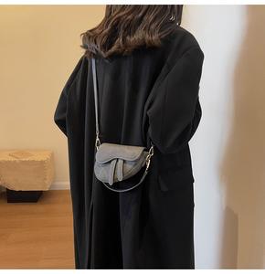 Sac à main tendance en cuir de vachette pour femme, design de luxe, sacs de créateurs, marques célèbres, sac bandoulière mini de haute qualité - Product Image 5