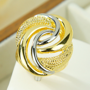 Anillos abiertos gruesos de joyería fina de oro de 14k hipoalergénicos, anillos geométricos únicos hechos a mano y en capas para chicas. - Product Image 5