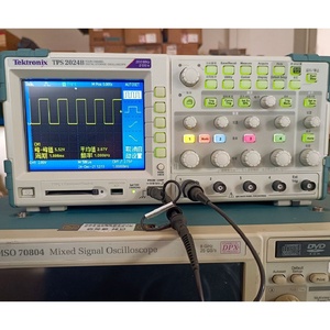 Osciloscopio Tektronix TDS2024B Usado, 200MHz, 2GS/s, 4 Canales - Product Image 3