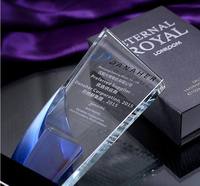 Artisanat en métal de haute qualité de nombreux types de récompense verre de cristal poli trophée tasse en gros pas cher