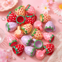 Figurines de dessin animé en résine artificielle en forme de fraises miniatures aux couleurs variées pour décoration de jardin féerique, terrarium et cadeaux de décoration intérieure