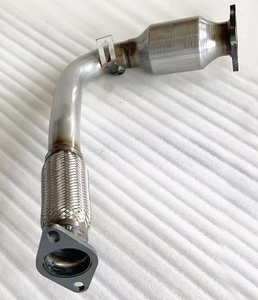 Convertisseur catalytique à ajustement direct Euro4 Euro5 Euro6 de haute qualité à prix bon marché avec substrat cameric pour Chevrolet Equinox 2.4L - Product Image 3