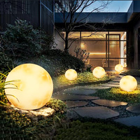 Lampe LED Lune IP65 Étanche en Plastique, Sphère Lumineuse, Lampe de Sol, Décoration Suspendue pour Arbre et Aménagement Paysager