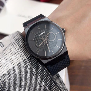 Reloj <span class=keywords><strong>FER</strong></span> de diseño de moda para hombre, caja simple y ultrafina, reloj de correa resistente al agua de acero inoxidable, reloj de cuarzo, Reloj de pulsera, Reloj de cuarzo, reloj de pulsera de acero inoxidable, reloj de pulsera, reloj de pulsera, reloj de cuarzo, reloj de pulsera, reloj de pulsera - Product Image 3
