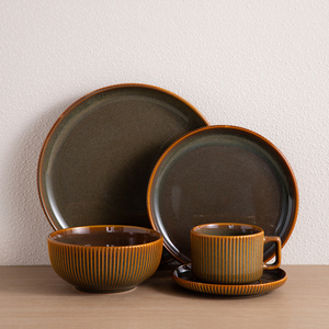 Service de vaisselle en céramique à glaçure réactive, assiettes, bols et mugs en grès rayé pour la maison et les restaurants, vente en gros, logo personnalisé - Product Image 1