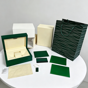 Estuche para Reloj Cuadrado Verde de Cuero Sintético con Interior de Gamuza Sintética, Estuche Protector Individual - Product Image 2