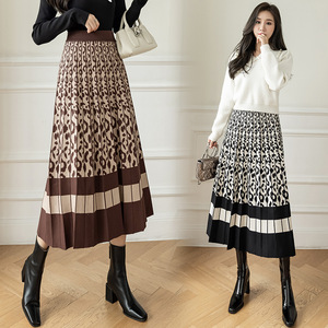 <span class=keywords><strong>Longue</strong></span> <span class=keywords><strong>jupe</strong></span>-pull évasée tricotée pour femmes, nouveauté, automne, <span class=keywords><strong>hiver</strong></span>, élastique, taille haute, plissée, maxi, coupe trapèze, pull-over - Product Image 3