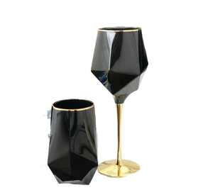 <span class=keywords><strong>Verre</strong></span> à <span class=keywords><strong>vin</strong></span> en cristal noir fait main au design moderne, <span class=keywords><strong>gravure</strong></span> couleur personnalisée, créatif pour la dégustation à l'aveugle, stock quotidien pour verres à eau - Product Image 4