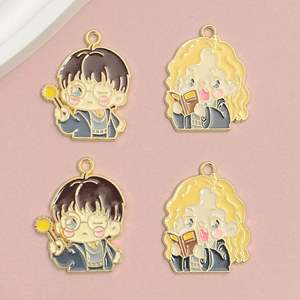 Accessoires de bijoux en alliage bricolage fait à la main mignon Magic <span class=keywords><strong>Academy</strong></span> mâle femelle étudiant porte-clés Mobile pendentif mode pendentifs breloques - Product Image 4