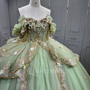 Vestidos de Quinceañera Verde Salvia con Dorado para Niña, con Lentejuelas, Plisado, Hombros Descubiertos, Estilo Princesa Verde Lsmu132 - Product Image 3