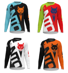 Set Unisex Maglia a Maniche Lunghe e Pantaloncini da Ciclismo MTB con Ginocchiere Rinforzate Tessuto Traspirante ad Asciugatura Rapida - Product Image 1