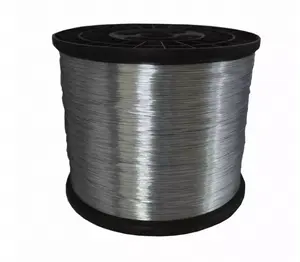 Galvanizli kaynaklı tel çinko kaplı sıcak daldırma çit teli galvanizli çelik tel halat başına rulo fiyat satılık fabrika fiyat