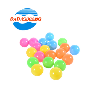 Seguro, rico de los niños de color juego divertido de plástico de Mar Océano bola - Product Image 1