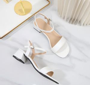 Sandales d'été pour femmes à talon carré en PU, à bride unique, décontractées, à talon bas, pour le bureau et le quotidien, vente en gros, chaussures pour femmes à prix abordable - Product Image 6