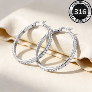 Pendientes de aro de alta gama de acero inoxidable, estilo europeo y americano, a la moda, que combinan con todo, tendencia de moda estilo ins - Product Image 2