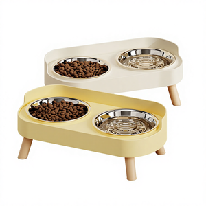 Tigela Automática de Aço Inoxidável para Gatos e Animais de Estimação com Duas Tigelas Proteção para o Pescoço Bebedouro e Comedouro Integrados - Product Image 3