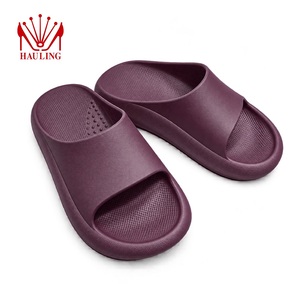 Chaussons confortables en EVA à semelle épaisse avec soutien ergonomique de la voûte plantaire, semelle antidérapante et imperméable pour la famille, intérieur et extérieur. - Product Image 3