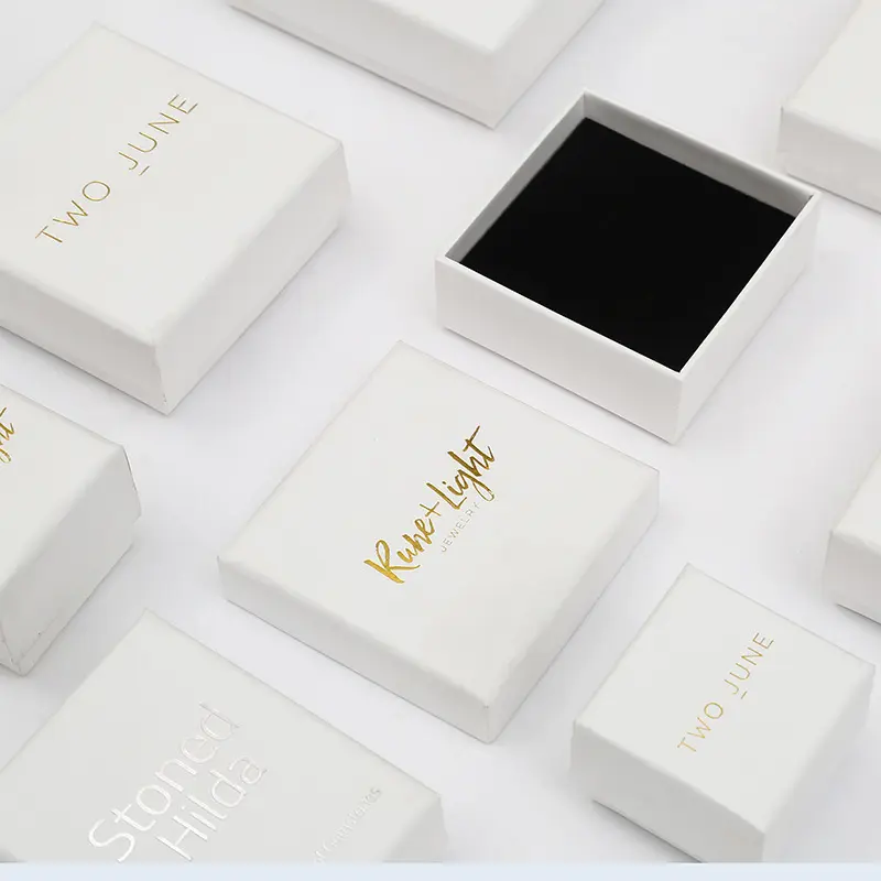 Personalized Ring Jewelry Box Gold Embossed Logo Packaging Cardboard Box Pink Bracelet Pendant Jewelry Joyero Packaging