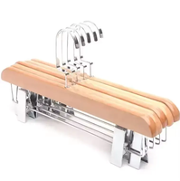 Qualité clip cintre cintre en bois cintre en bois pour vêtements