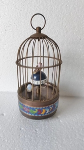 Horloge de cage à oiseaux en laiton avec automaton en forme d'oiseau - Product Image 3