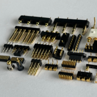 Connecteur à broches personnalisé Pogo mâle SMT connecteur à ressort broche Pogo dorée de type Dip broche de contact en laiton de haute qualité