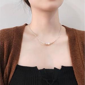 Collar de Clavícula Versátil y Sencillo con Perlas Naturales de Agua Dulce, Cristal de Piedra Lunar y Estrellas, Collares en Capas de Moda - Product Image 4