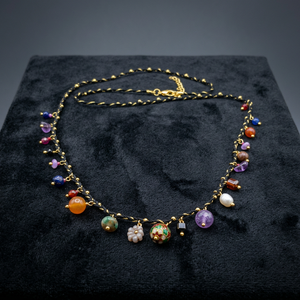 Collier à breloques multicolores Sstringz noir avec gouttes de cristal colorées, chaîne tressée faite à la main, bijoux de mode bohème pour femmes - Product Image 6
