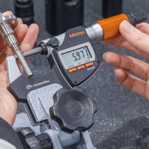 Micromètre numérique Mitutoyo 0-25 mm, résolution 0,001 mm, QuantaMike MD-E25 - Product Image 3