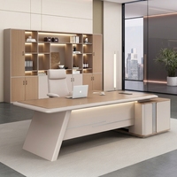 Ensemble de bureau de direction moderne en bois clair, table de PDG avec armoire latérale, bibliothèque, mobilier de bureau de luxe pour manager