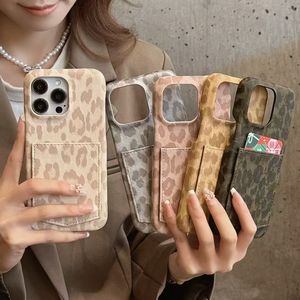 Funda de teléfono móvil de cuero PU de lujo de leopardo personalizada para <span class=keywords><strong>iPhone</strong></span> Diseño superior con función de tarjetero - Product Image 3