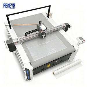 Máquina de Corte de Plástico con Cuchilla Oscilante CNC de Alimentación Automática REMEYA, con Área de Trabajo de 1600x2500 mm y Profundidad Máxima de Corte de 50 mm - Product Image 1