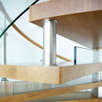 Escalier en colimaçon étroit en acier interne large pour extérieur PRIMA