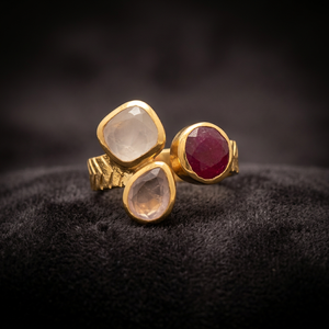 Anillo de Boda de Plata de Ley Chapado en Oro de 18K con Gema de Calcedonia Rosa Rubí Genuina y Piedra Lunar Arcoíris, Joyería Hecha a Mano Casa De - Product Image 2