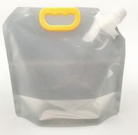 Pochette d'eau en plastique de qualité alimentaire personnalisable en gros 1L 3L 5L 10L Contenant à boisson pliable debout avec bec verseur pour vodka