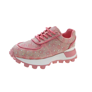 รองเท้าผ้าใบแฟชั่นคุณภาพสูง ระบายอากาศดี ทันสมัย สไตล์ลำลอง ประดับคริสตัลหรูหรา สไตล์เรโทร สำหรับผู้หญิงและผู้ชาย รุ่นปี 2026 - Product Image 2