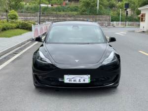 Le modèle <span class=keywords><strong>2022</strong></span> de <span class=keywords><strong>Tesla</strong></span> <span class=keywords><strong>Model</strong></span> <span class=keywords><strong>3</strong></span>, la version à propulsion arrière, est un véhicule électrique pur professionnel à prix d'exportation bas. - Product Image 2