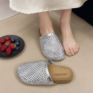 Women's Summer Outdoor Closed Toe Lightweight Anti-Slip Slippers with Rhinestone Decorated <b>Flat</b> <b>Sandals</b> - Product Image 3