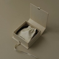 Boîte cadeau en carton personnalisée avec logo, boîte à bijoux, boîte à collier, emballage avec tiroir coulissant, boîte en papier avec mousse noire pour l'emballage de bijoux