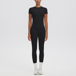 Nouveau Vêtement de Yoga Uni Effet Seconde Peau, Manches Courtes, Taille Haute, Coupe Ajustée, pour Course et Sports de Plein Air, Style Décontracté - Product Image 6