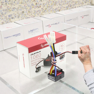 Hobbywing Quicrun Wp1060 60A Điện Tử Tốc Độ Điều Khiển 1/10 <span class=keywords><strong>RC</strong></span> Xe Xe Xe Crawler 540 550 Động Cơ Hb Trục Wltoys Cho Đồ Chơi Phong Cách - Product Image 3