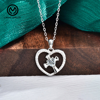 Collier pendentif en argent sterling 925 avec design vintage en forme de cœur et de croix, halo de CZ 0,5 carat, moissanite, pour femmes, bijoux fins