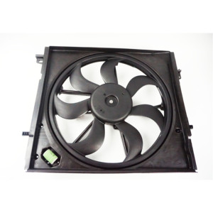 Ventola di raffreddamento del radiatore della migliore qualità OE 21481-DF30A si adatta Nissan <span class=keywords><strong>Qashqai</strong></span> <span class=keywords><strong>J11</strong></span> - Product Image 1